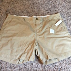 Women’s khaki shorts